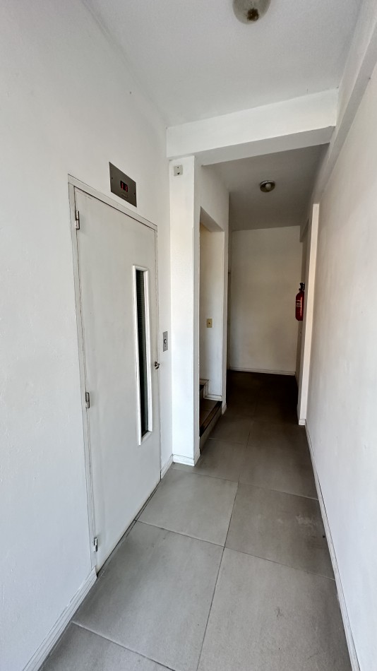 OFICINA EN VENTA PINAMAR CENTRO