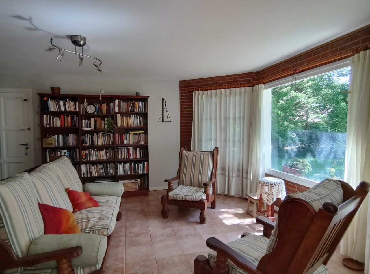 Casa en venta Pinamar cerca de Bunge