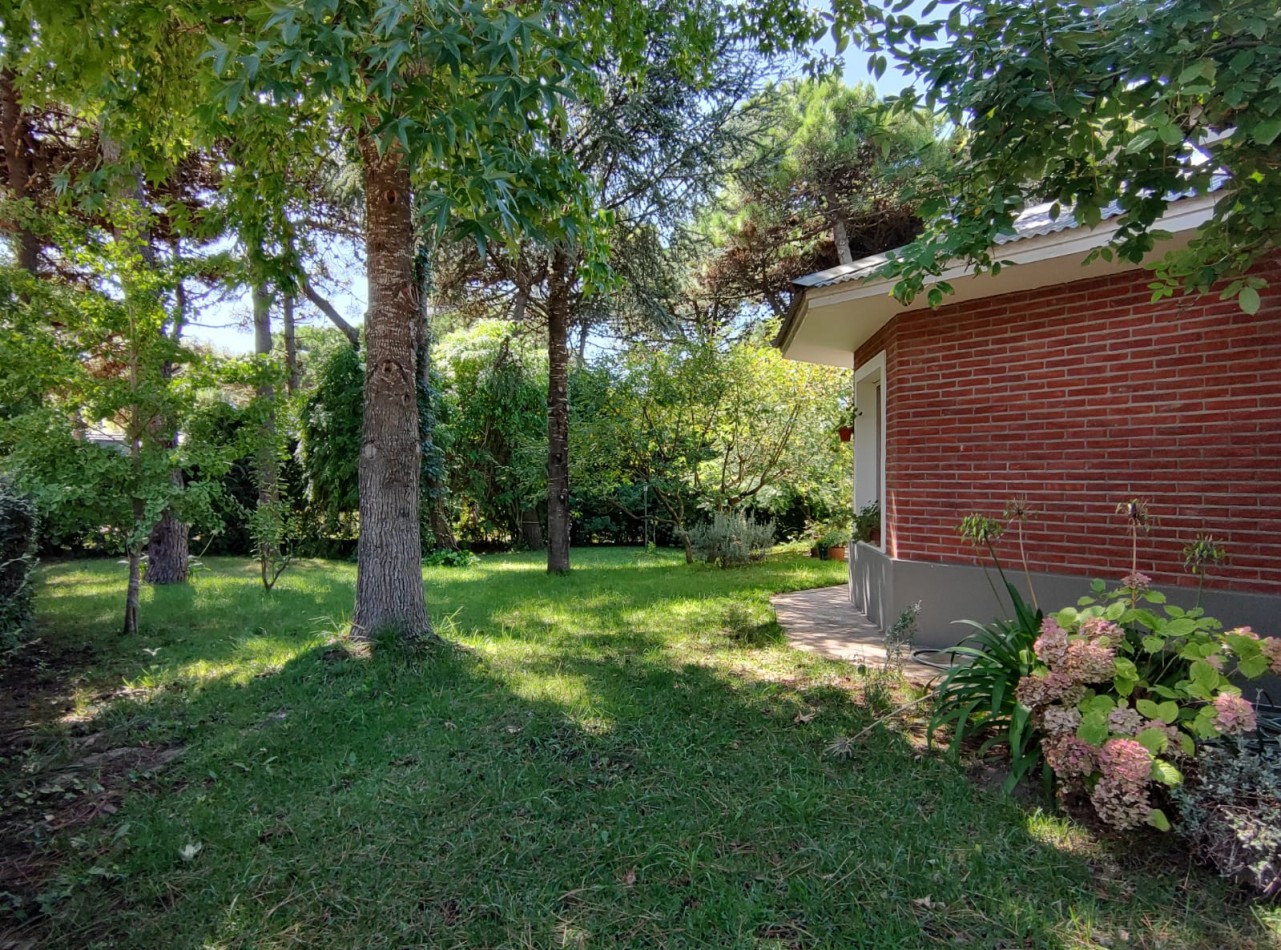 Casa en venta Pinamar cerca de Bunge