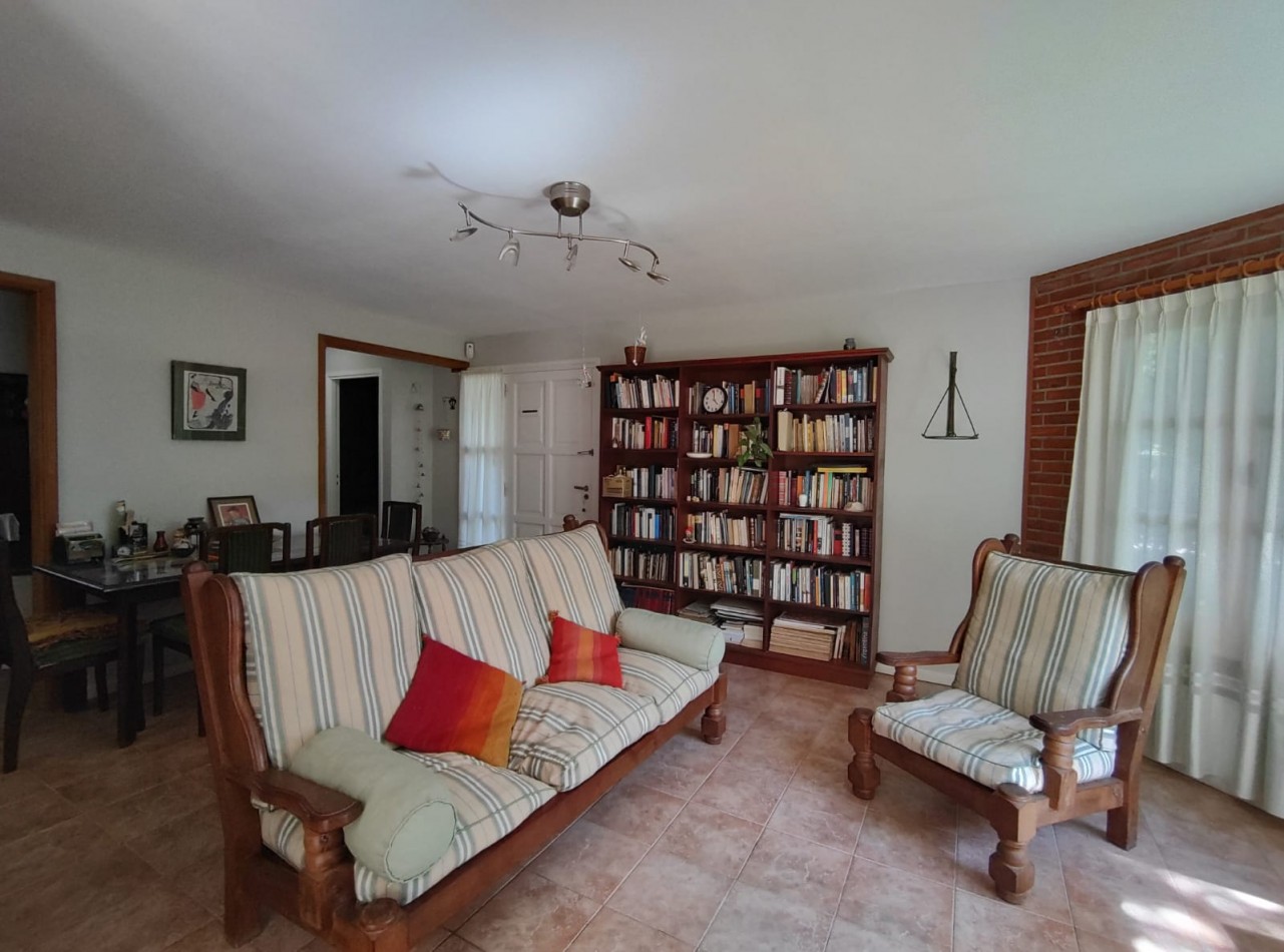 Casa en venta Pinamar cerca de Bunge