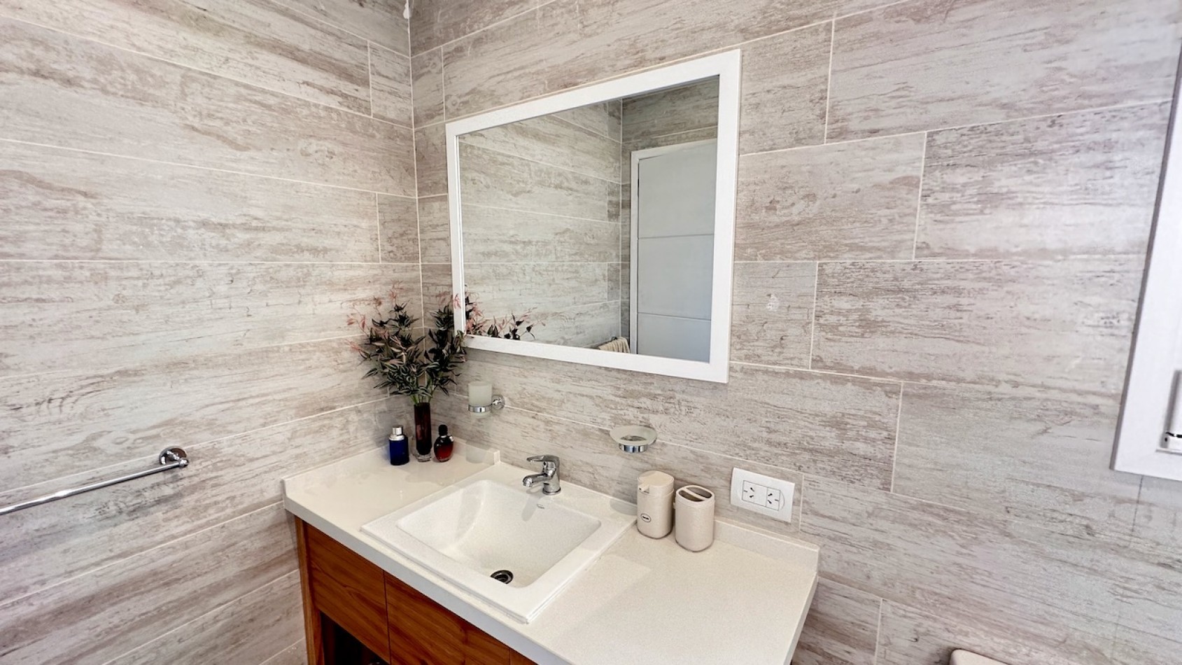 CASA EN VENTA ALAMOS PINAMAR