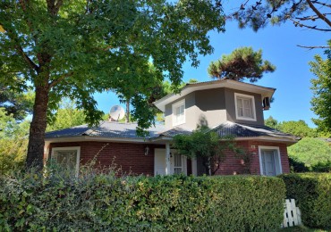 Casa en venta Pinamar cerca de Bunge